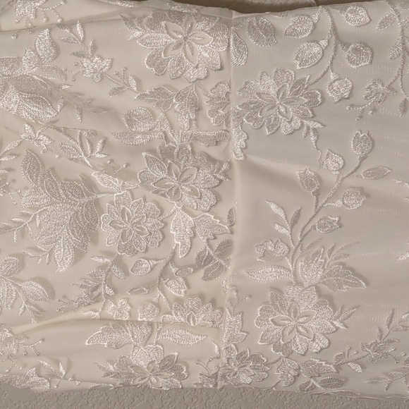 Lulu's Adored Eternity white lace sleeveless trumpet midi dress - Picture 9 of 13